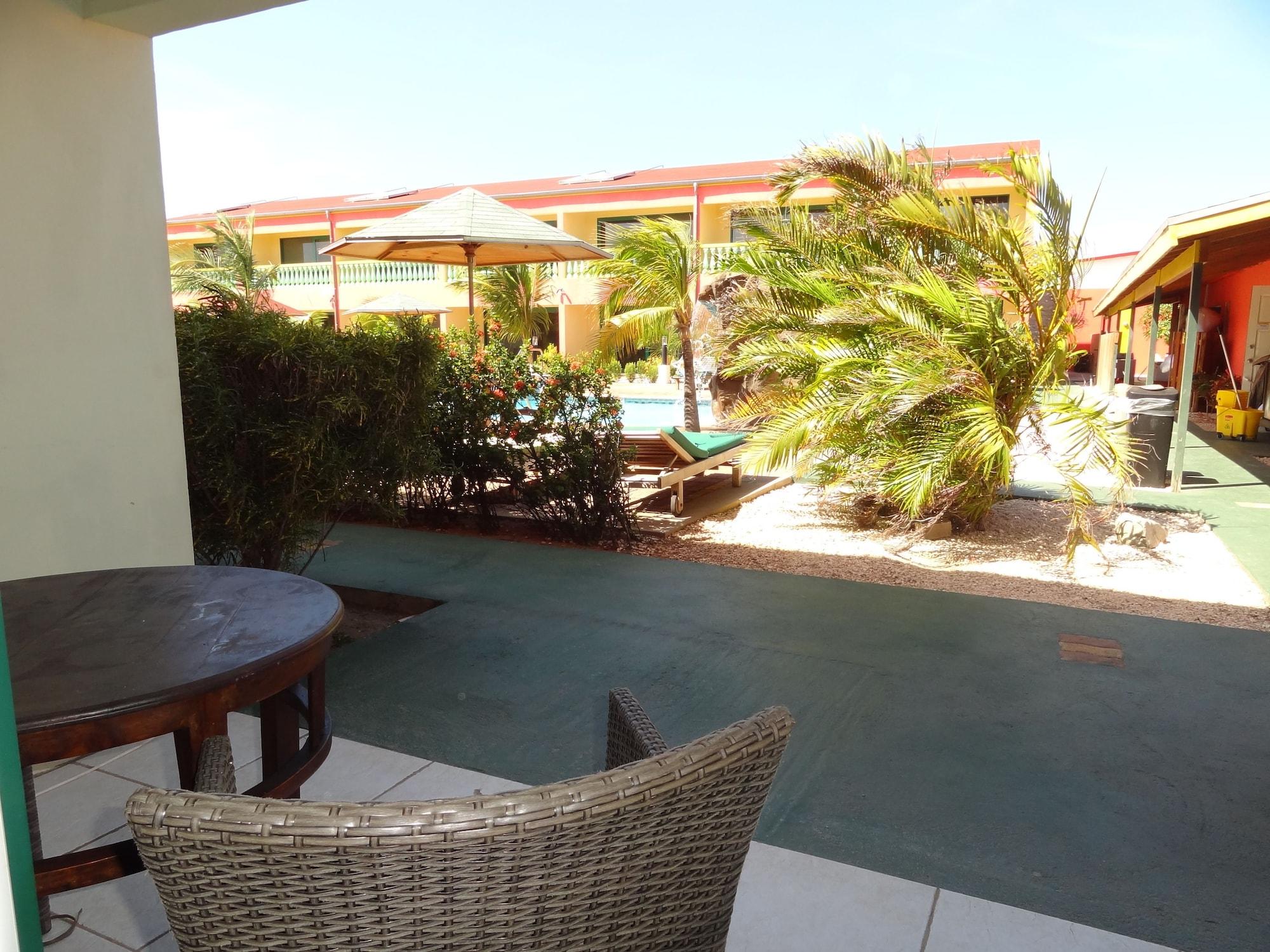 Del Rey Apartments Aruba Eksteriør billede