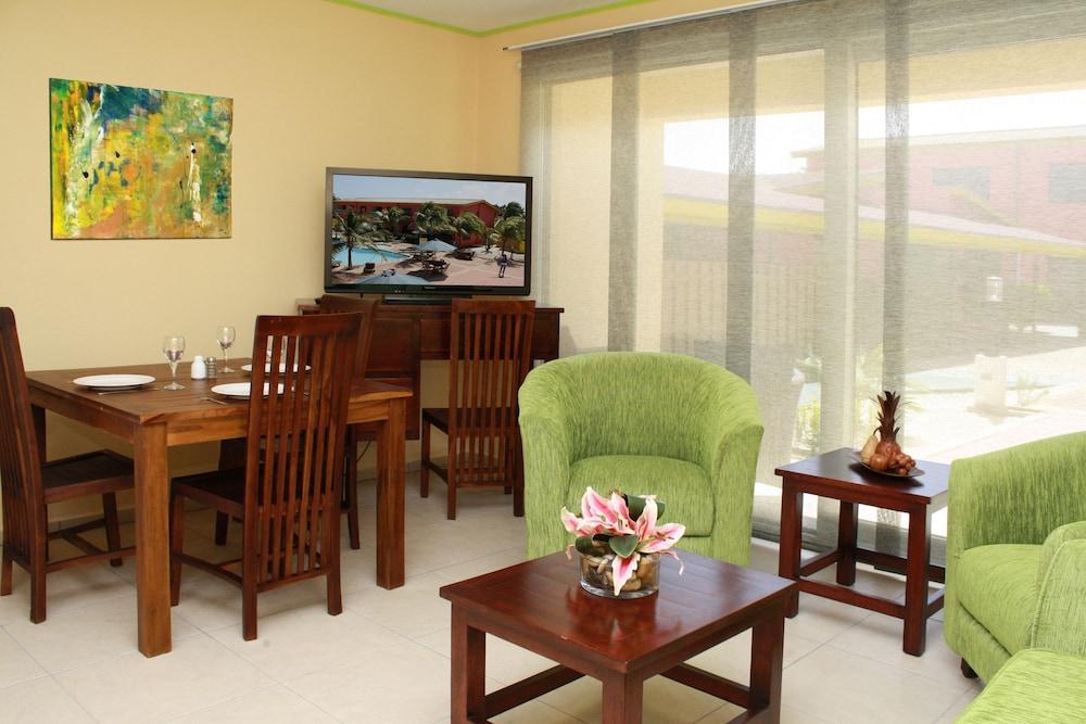 Del Rey Apartments Aruba Eksteriør billede
