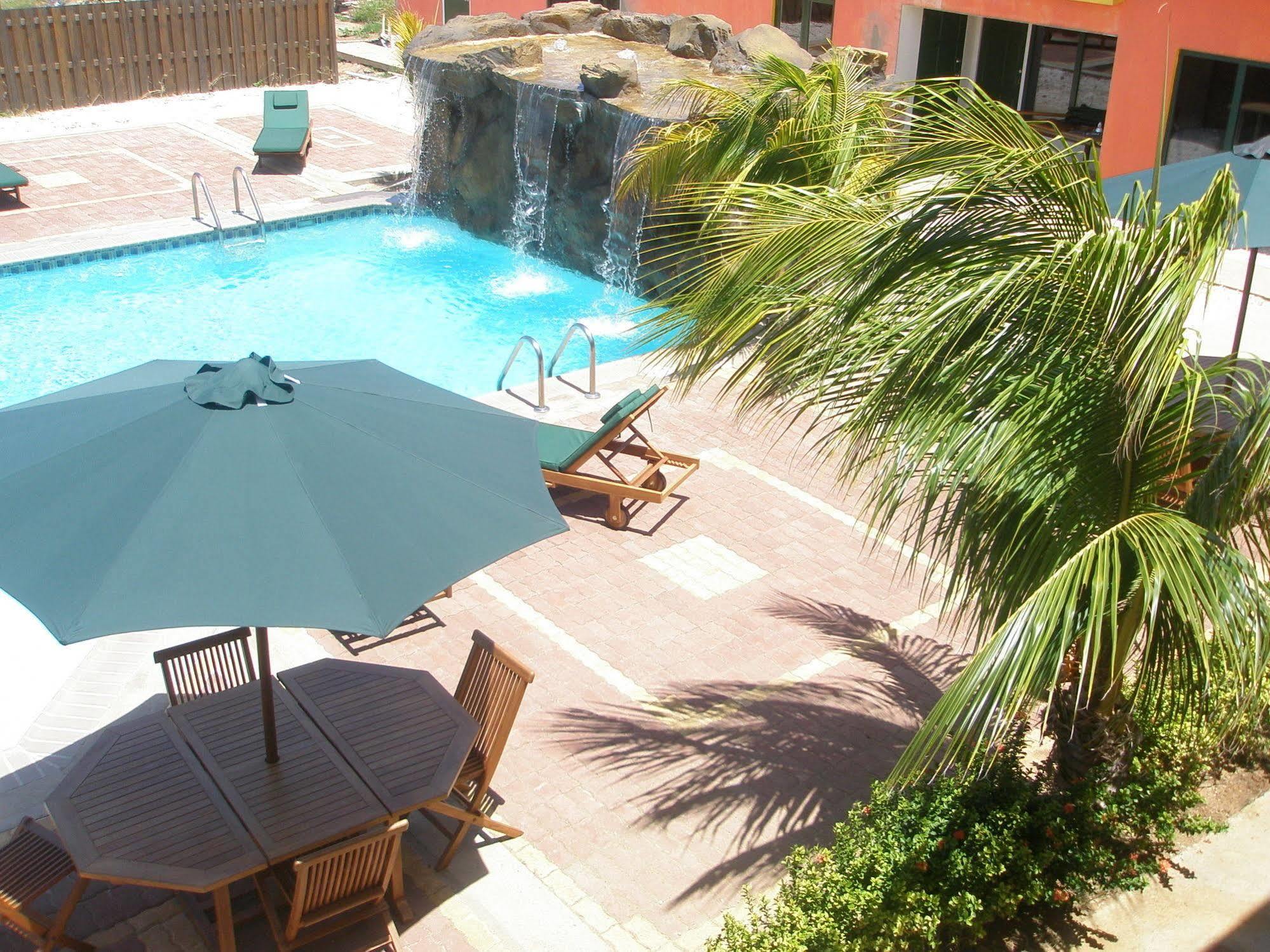 Del Rey Apartments Aruba Eksteriør billede